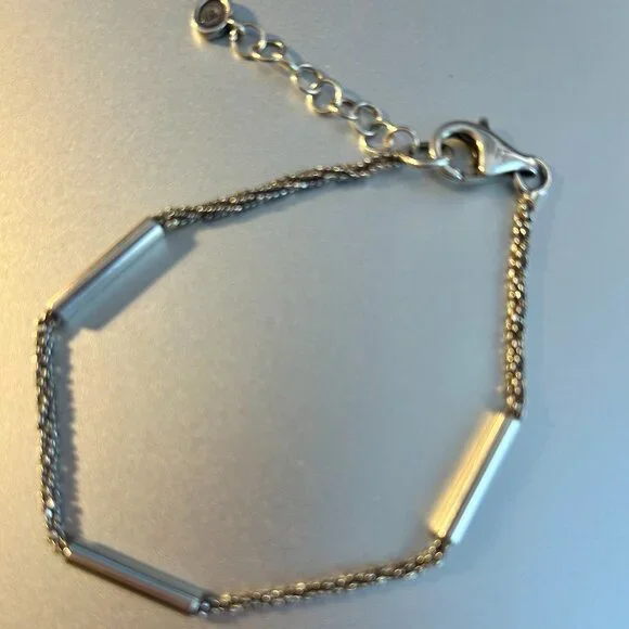 Silpada "Retire" Water's Edge bracelet with twisted chain and smooth barrel link - Picture 1 of 4